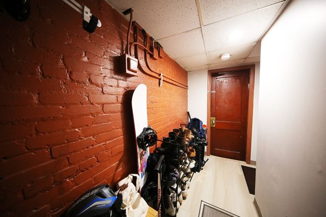 397 Boylston Street B, Brookline, MA 02445