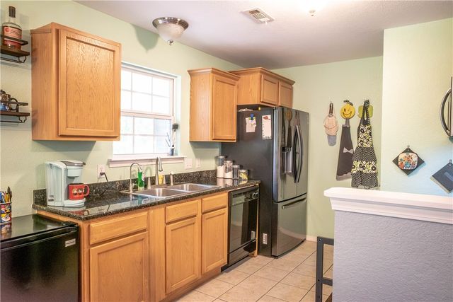 10 Pylle Lane, Bella Vista, AR 72715