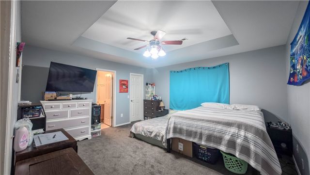 10 Pylle Lane, Bella Vista, AR 72715