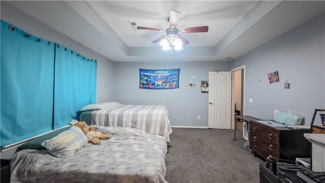 10 Pylle Lane, Bella Vista, AR 72715