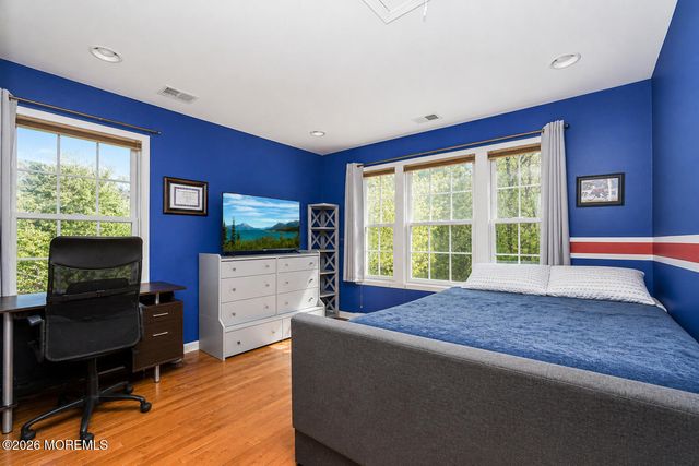 19 Amber Drive, Old Bridge, NJ 08857