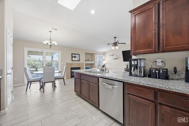 12730 Marradi Avenue, Bakersfield, CA 93312