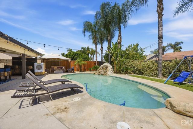 12730 Marradi Avenue, Bakersfield, CA 93312
