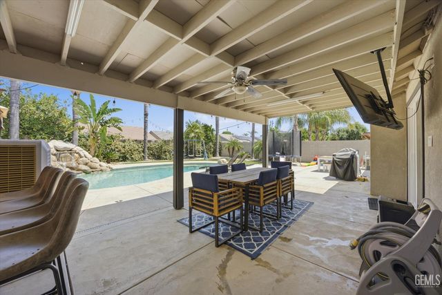 12730 Marradi Avenue, Bakersfield, CA 93312