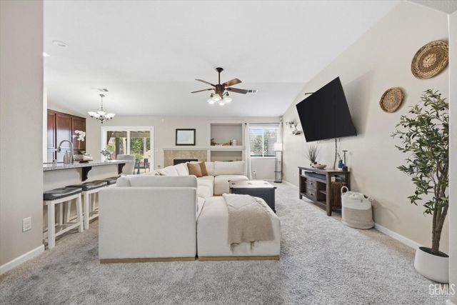 12730 Marradi Avenue, Bakersfield, CA 93312