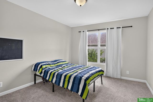 7807 N 152 Avenue, Bennington, NE 68007
