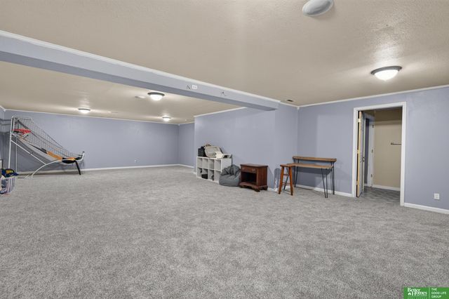 7807 N 152 Avenue, Bennington, NE 68007
