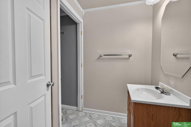 7807 N 152 Avenue, Bennington, NE 68007