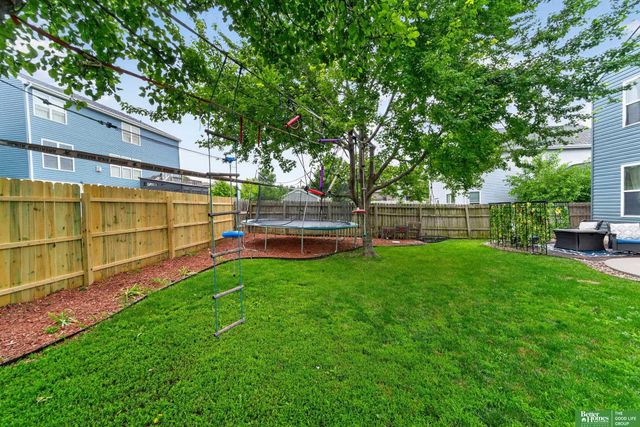 7807 N 152 Avenue, Bennington, NE 68007