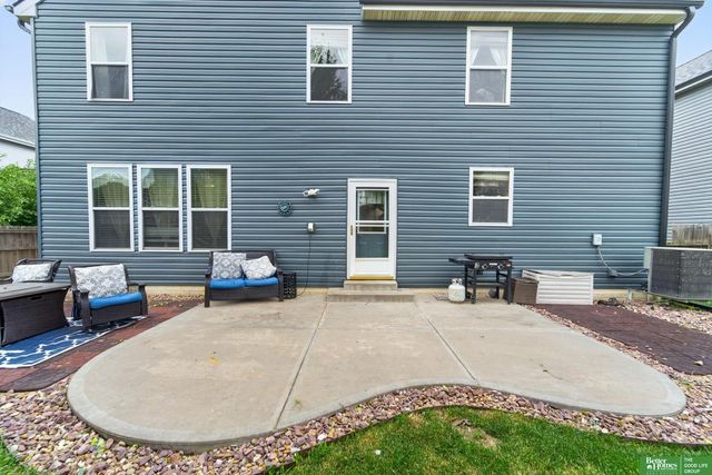 7807 N 152 Avenue, Bennington, NE 68007
