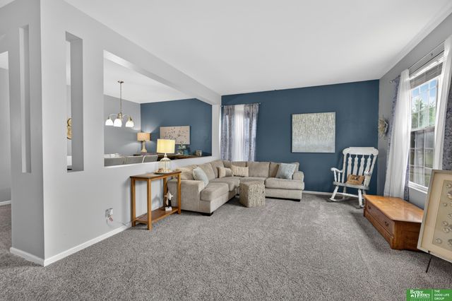 7807 N 152 Avenue, Bennington, NE 68007