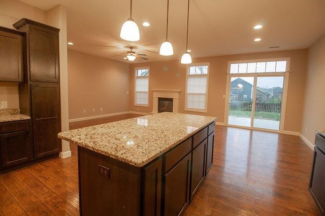 7413 ROSEDOWN DR, Columbia, MO 65203