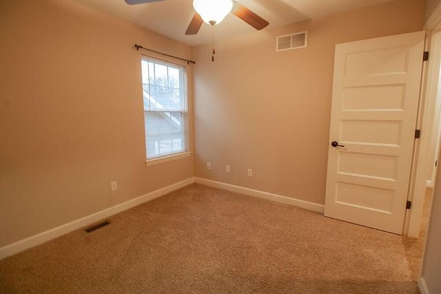 7413 ROSEDOWN DR, Columbia, MO 65203