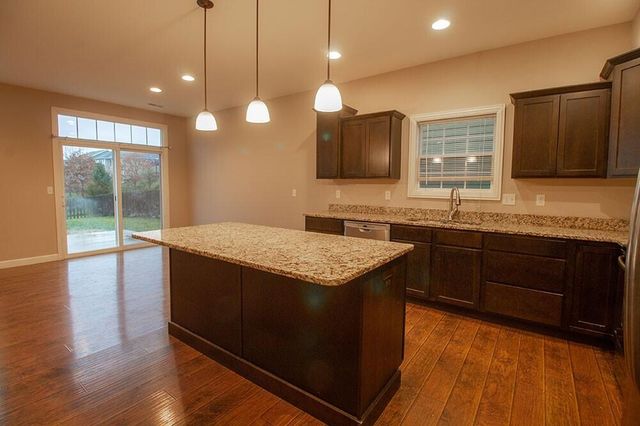 7413 ROSEDOWN DR, Columbia, MO 65203