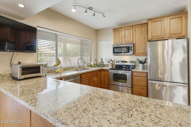 2414 W BARROW Drive, Chandler, AZ 85224