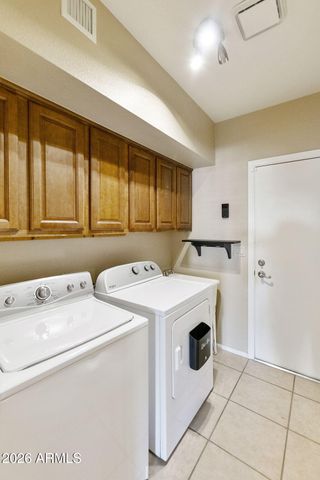 2414 W BARROW Drive, Chandler, AZ 85224