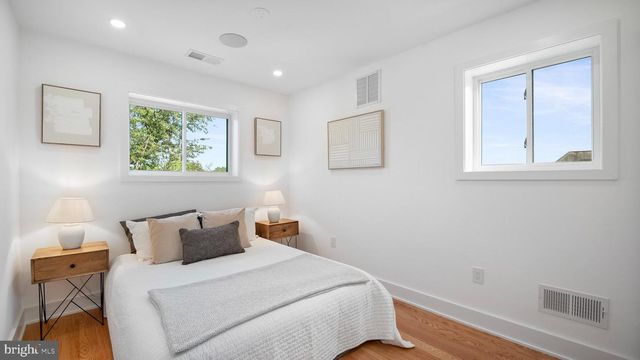 7521 9TH ST NW, Washington, DC 20012