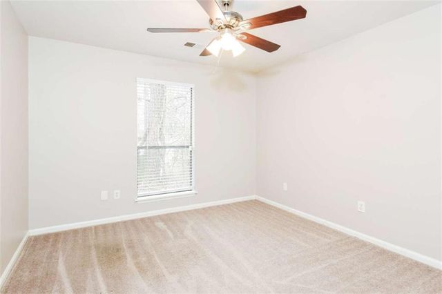 510 Creekwood Crossing, Roswell, GA 30076
