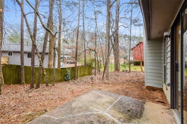 510 Creekwood Crossing, Roswell, GA 30076