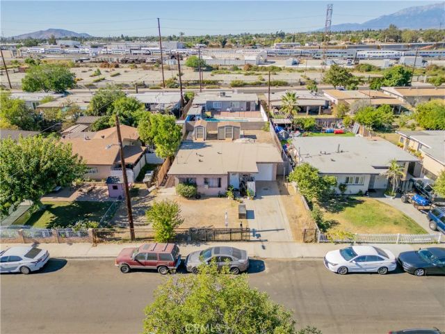 1709 Rialto, Colton, CA 92324