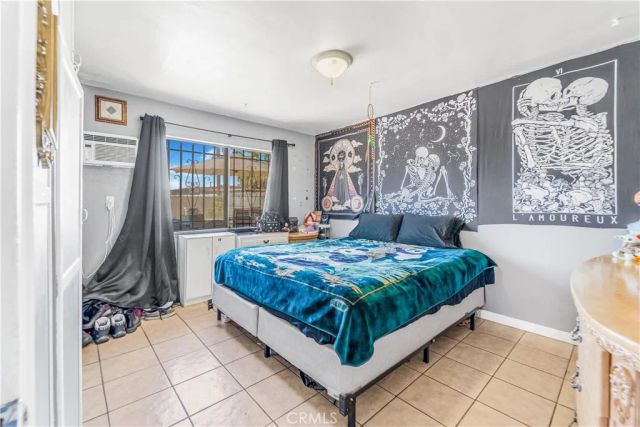 1709 Rialto, Colton, CA 92324