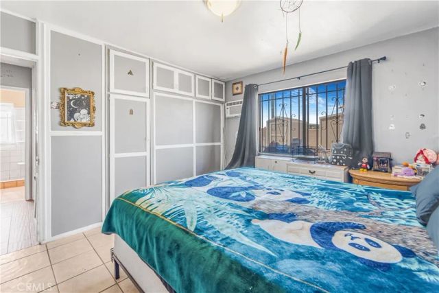 1709 Rialto, Colton, CA 92324