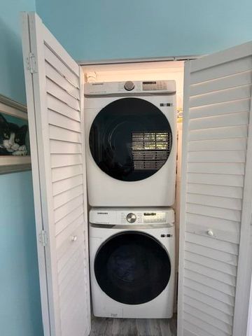 2050 NE 59TH, Fort Lauderdale, FL 33308