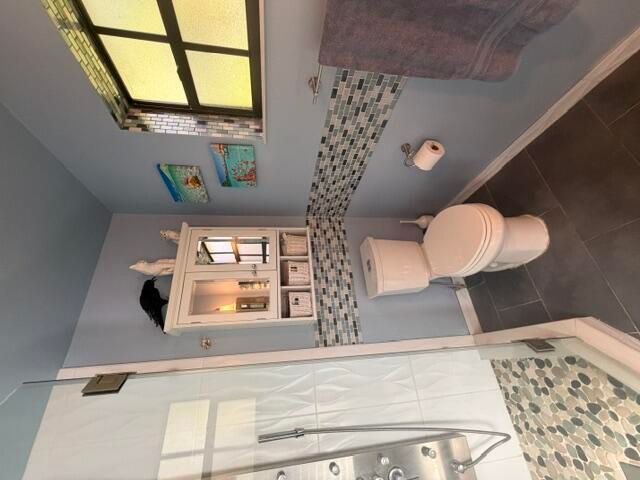 2050 NE 59TH, Fort Lauderdale, FL 33308