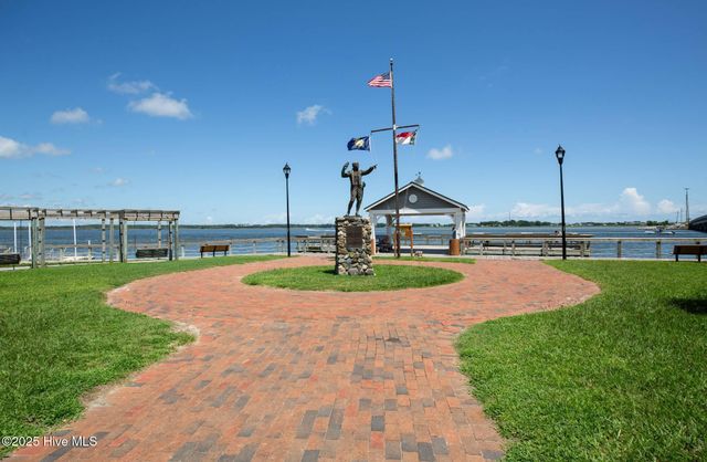 258 Surfside Landing Boulevard Lot 105, Hubert, NC 28539