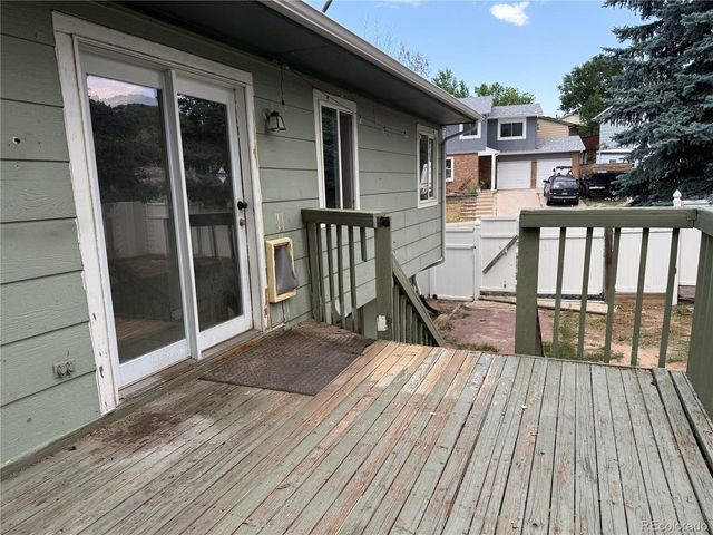 2090 Summerfield Dr, Castle Rock, CO 80104