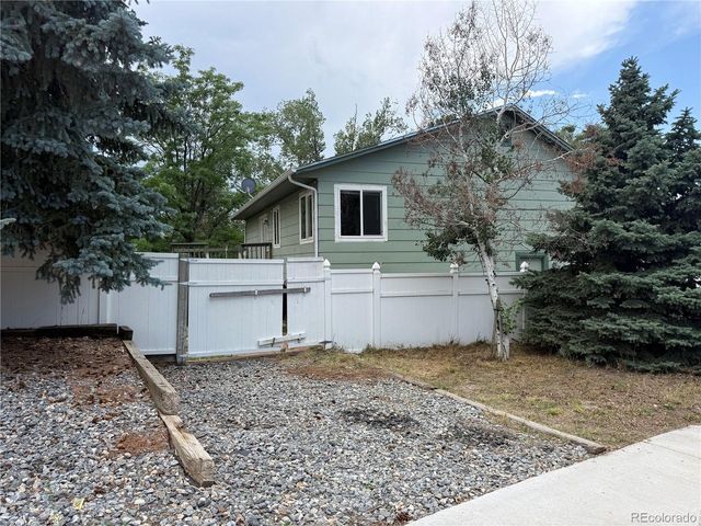 2090 Summerfield Dr, Castle Rock, CO 80104