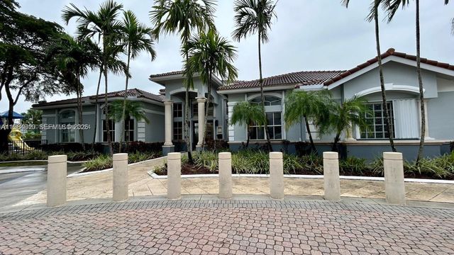 155 NW 96th Terrace 2201, Pembroke Pines, FL 33024