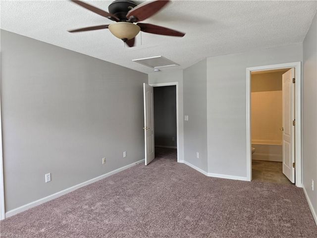2559 Old Greenbrier RD, Chesapeake, VA 23325