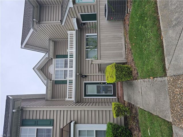 2559 Old Greenbrier RD, Chesapeake, VA 23325