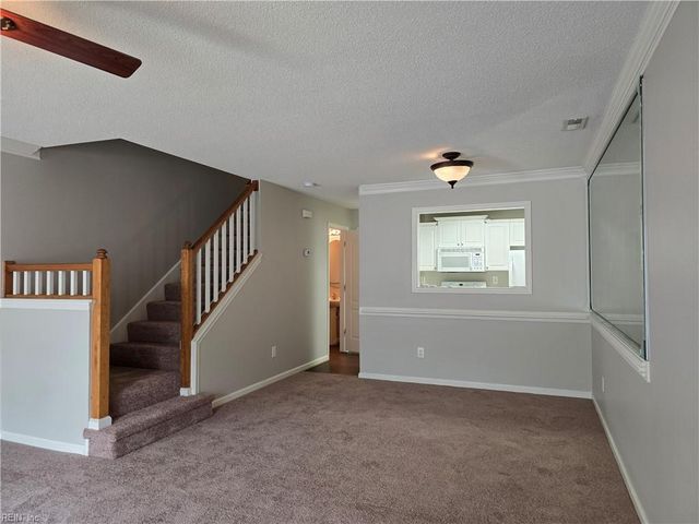 2559 Old Greenbrier RD, Chesapeake, VA 23325