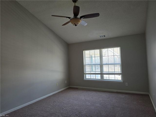 2559 Old Greenbrier RD, Chesapeake, VA 23325