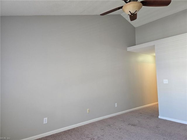 2559 Old Greenbrier RD, Chesapeake, VA 23325