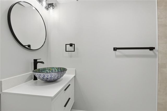 3041 S 46th Street, Kansas City, KS 66106