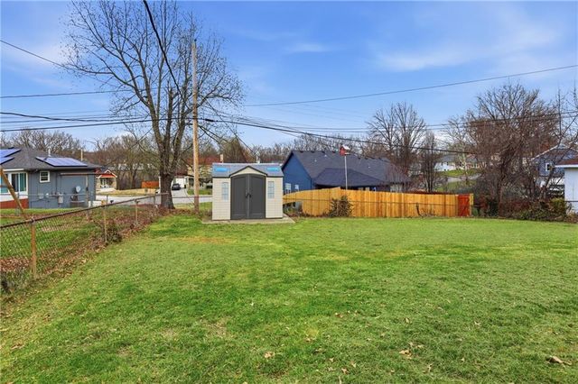 3041 S 46th Street, Kansas City, KS 66106