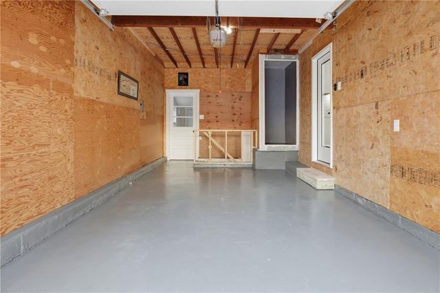 3041 S 46th Street, Kansas City, KS 66106