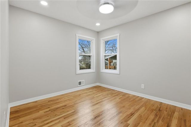 3041 S 46th Street, Kansas City, KS 66106