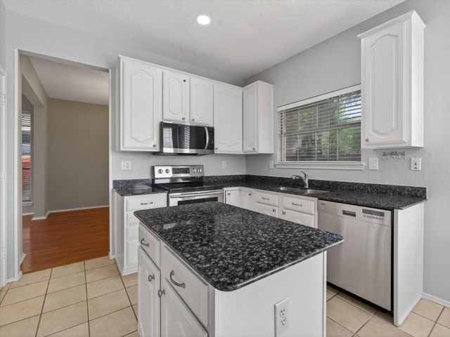 1929 Shenandoah Lane, Flower Mound, TX 75028