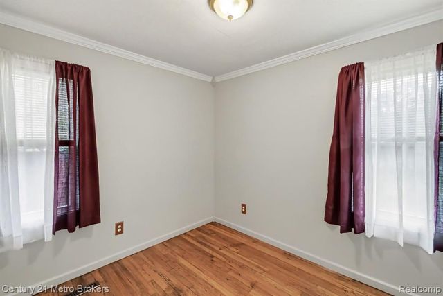 3222 Comer Drive, Flint, MI 48506