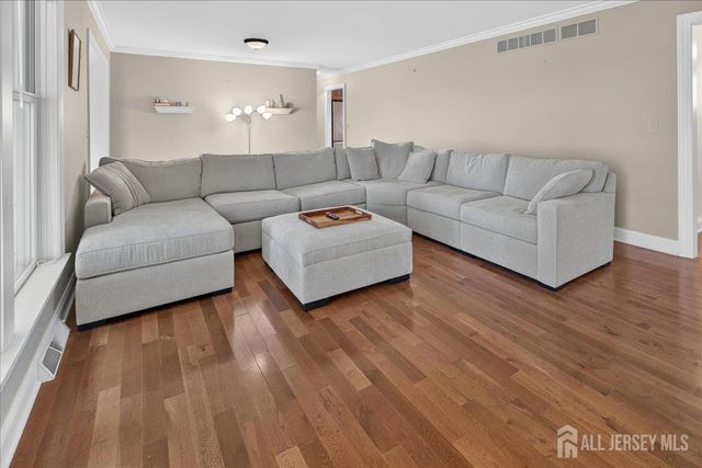 70 John White Road, Plainsboro, NJ 08512