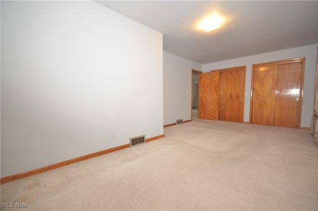 636 Woodstock Road, Akron, OH 44312