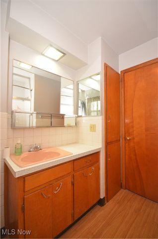 636 Woodstock Road, Akron, OH 44312