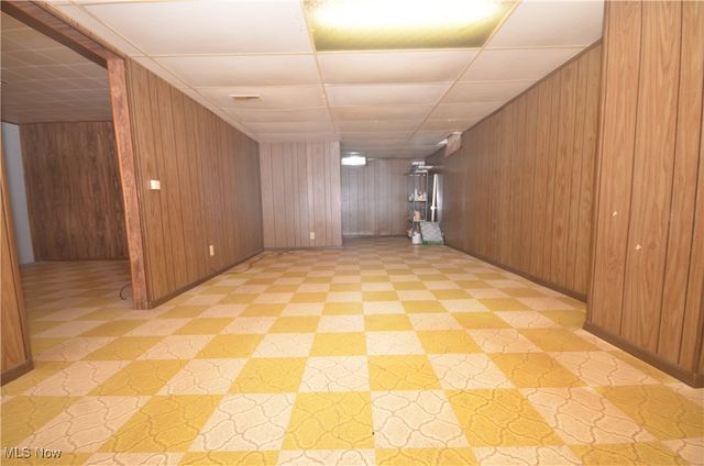 636 Woodstock Road, Akron, OH 44312