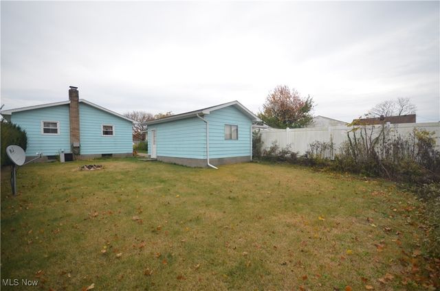 636 Woodstock Road, Akron, OH 44312