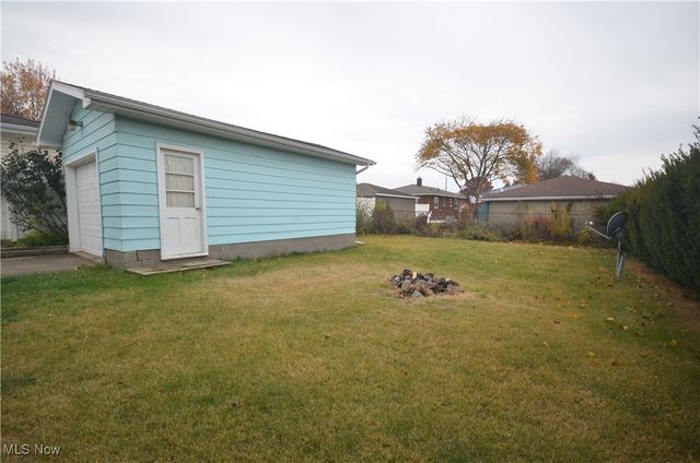 636 Woodstock Road, Akron, OH 44312