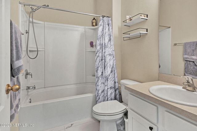 2465 FALLING STAR Lane, Green Cove Springs, FL 32043